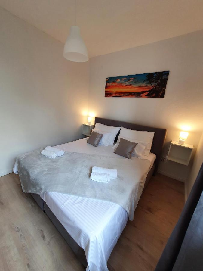 Apartment Zadoda 奥米什 外观 照片