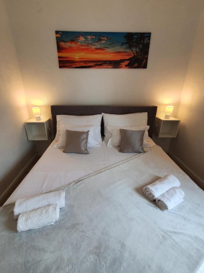 Apartment Zadoda 奥米什 外观 照片
